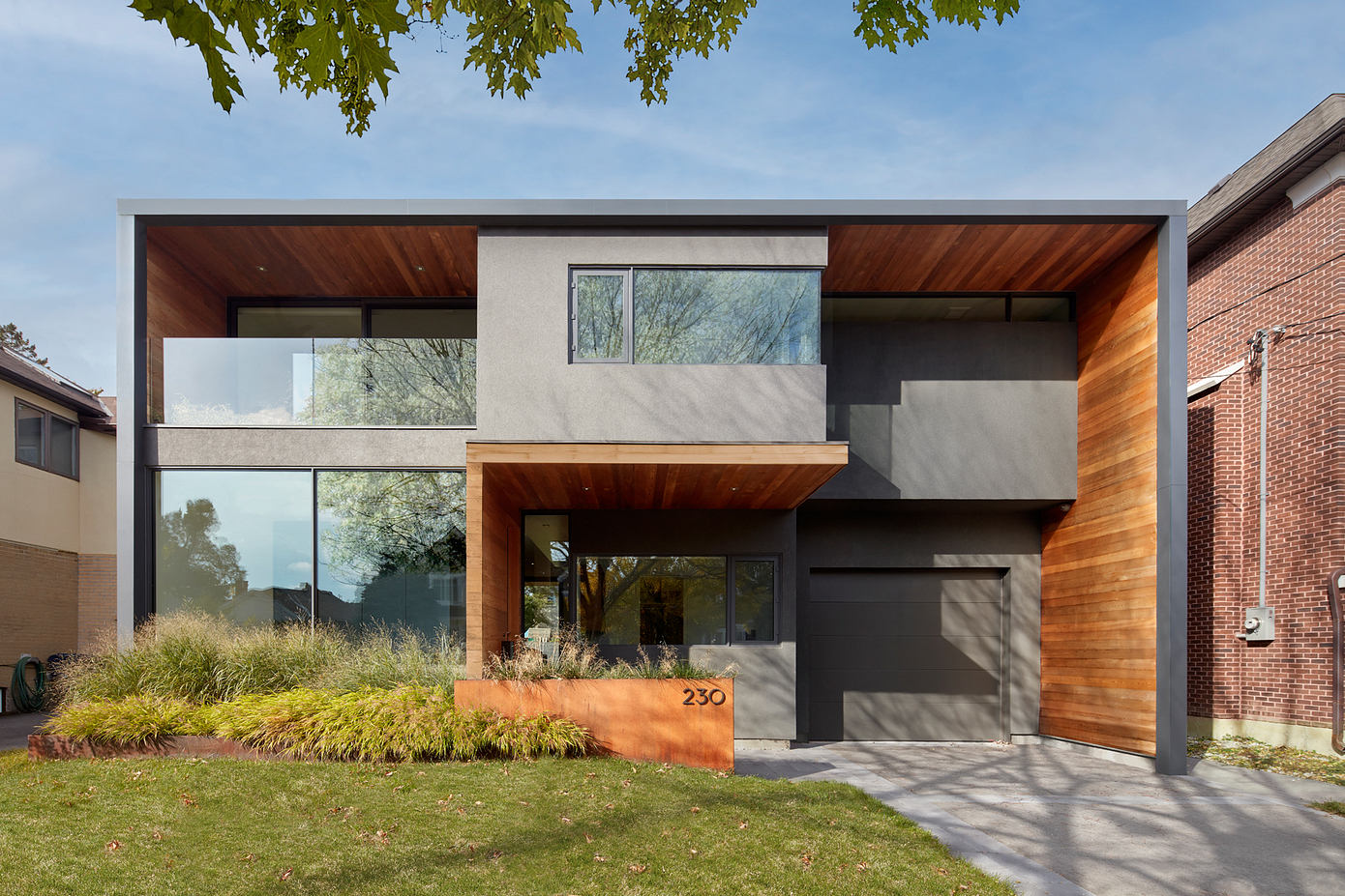 Shift House: Striking Modernist Design in Toronto, Canada