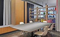 002-9-east-studio-collective-offices-modern-redesign-in-chicago.jpg