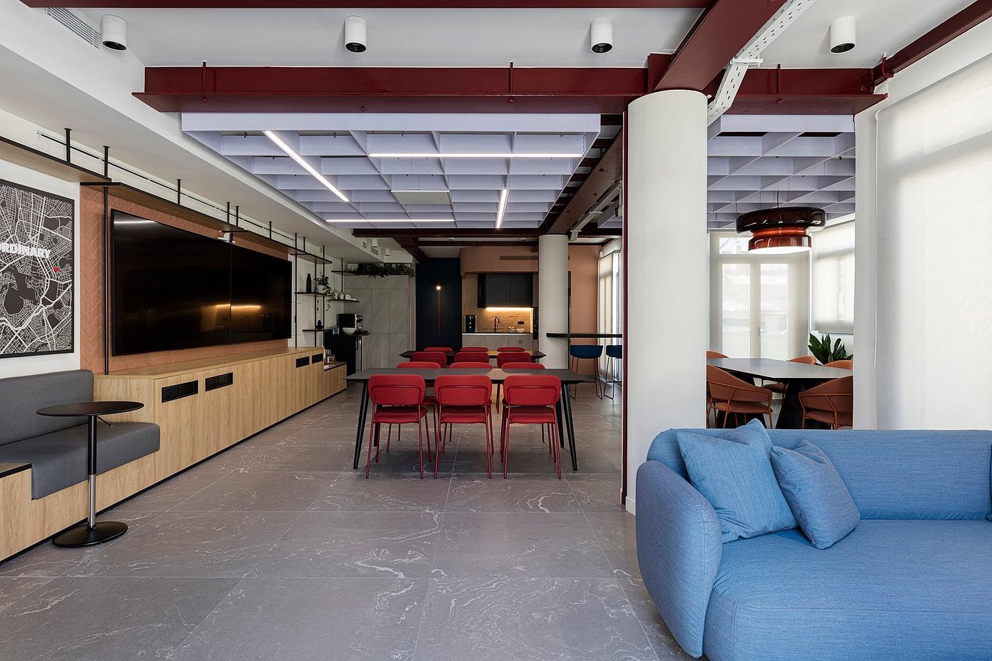 Bain & Company Athens: Transforming Workspace Design