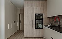 004-moscow-apartment-insight-into-space-saving-solutions.jpg