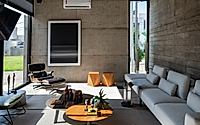 005-casa-patio-the-art-of-utilizing-concrete-in-contemporary-homes.jpg
