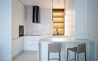005-more-white-than-off-white-the-minimalist-charm-of-a-tbilisi-apartment.jpg