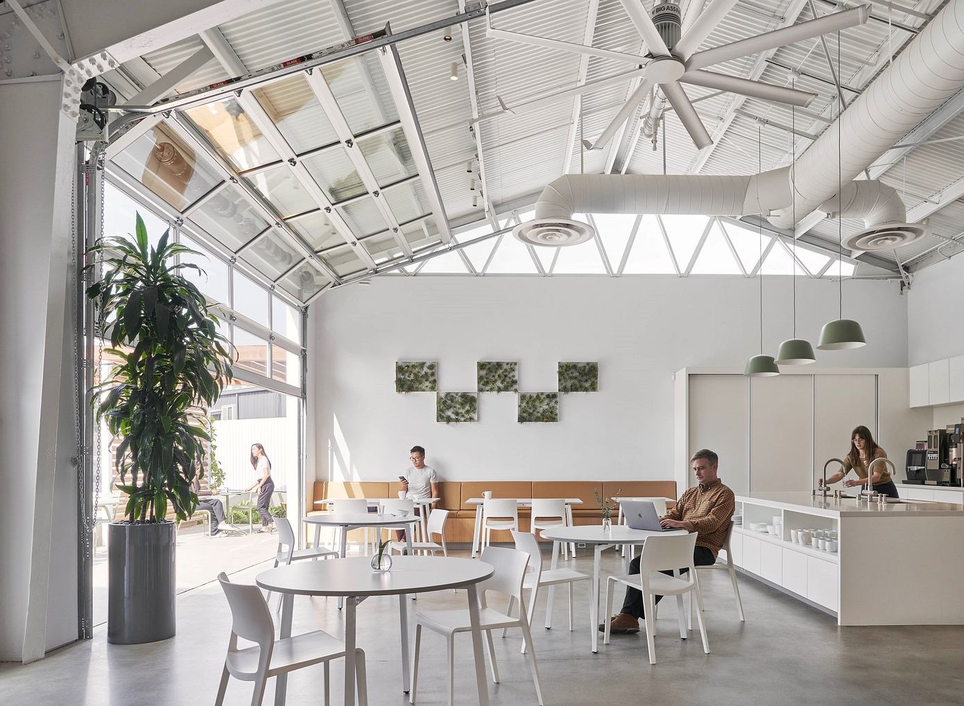 Headspace Santa Monica Campus: A New Approach to Modern Workspaces