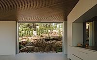 008-lookout-house-exposed-concrete-meets-natural-light.jpg