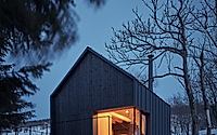 010-bouda-cerna-voda-a-cozy-krkonose-getaway-designed-by-mar-s-architects.jpg