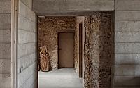010-house-1627-a-farmhouse-reborn-honoring-tradition-in-spain.jpg