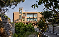 010-large-house-rethink-revamped-oceanfront-home-in-fire-island.jpg