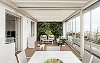 011-duplex-with-panoramic-terrace-inside-the-chic-naples-home.jpg