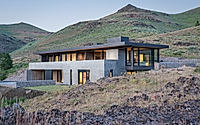 012-lrn-exploring-the-contemporary-mountain-home-in-sun-valley.jpg
