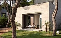 013-november-house-integrating-nature-and-design-in-valencia.jpg