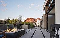 016-big-top-innovative-home-design-steps-from-camelback-mountain.jpg
