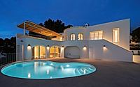 017-kalmias-house-a-dream-of-modern-mediterranean-living-in-spain.jpg