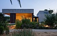 024-november-house-integrating-nature-and-design-in-valencia.jpg