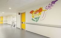 025-pediatric-ward-of-hospital-sao-joao-colorful-child-healing-spaces.jpg