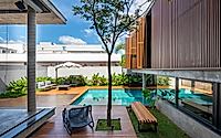 027-casa-patio-the-art-of-utilizing-concrete-in-contemporary-homes.jpg