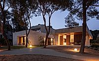 027-november-house-integrating-nature-and-design-in-valencia.jpg