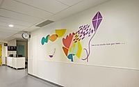 027-pediatric-ward-of-hospital-sao-joao-colorful-child-healing-spaces.jpg