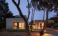028-november-house-integrating-nature-and-design-in-valencia.jpg