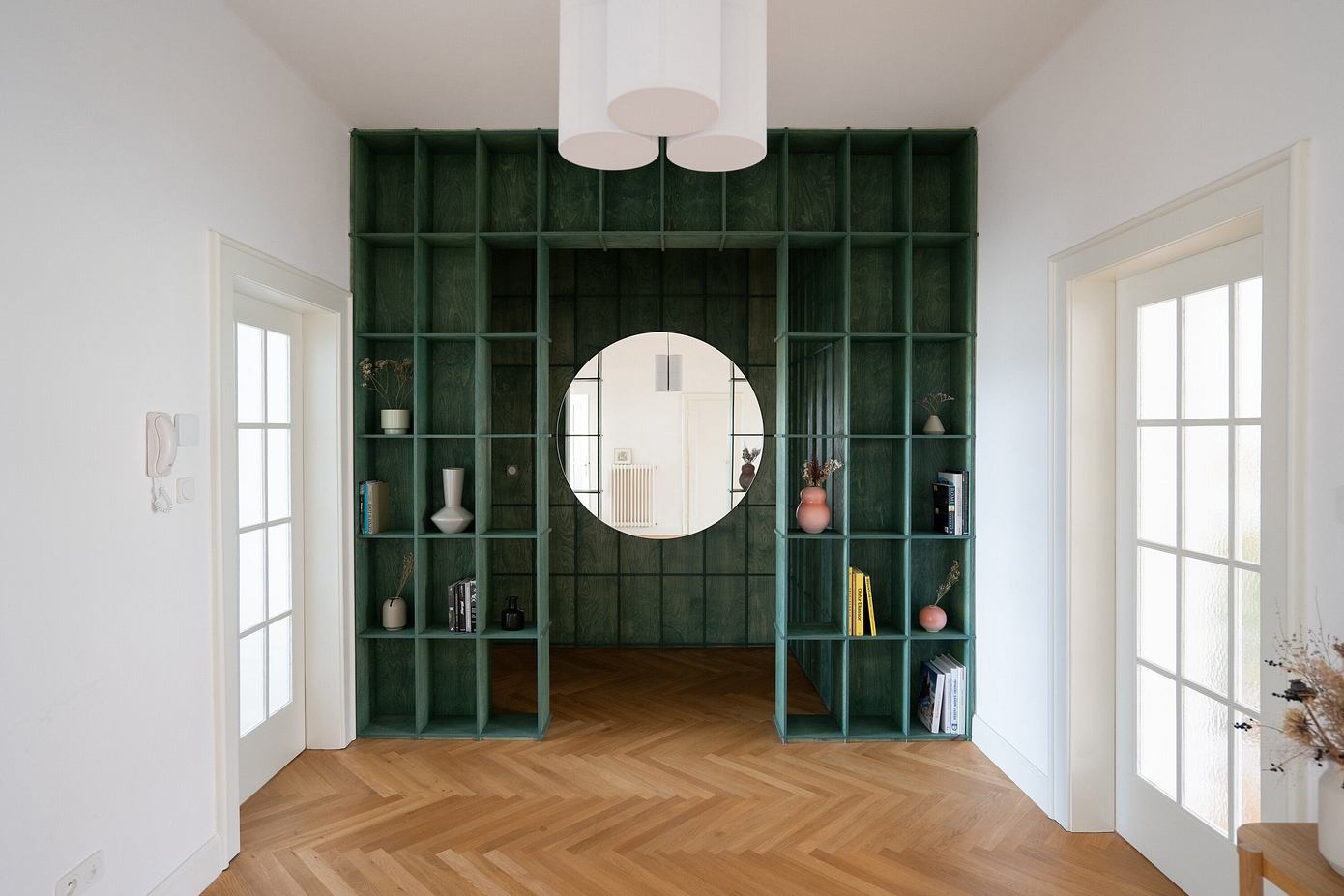 1930s Apartment: Reviving Historic Charm in Prague