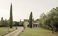001-casa-fv-explore-modern-refinement-in-historic-tuscany.jpg