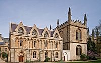 001-exeter-college-library-sensitive-restoration-and-contemporary-interventions.jpg