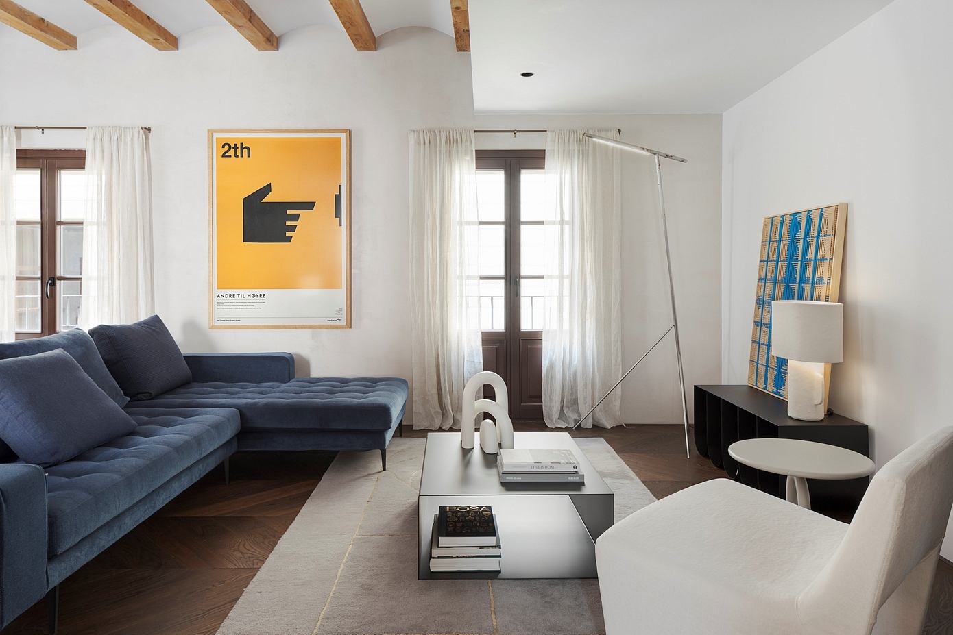 George Orwell Apartment: Historic Penthouse Redesign in Barcelona