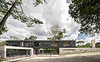 001-habka-house-a-closer-look-at-brasilias-sustainable-home-design.jpg