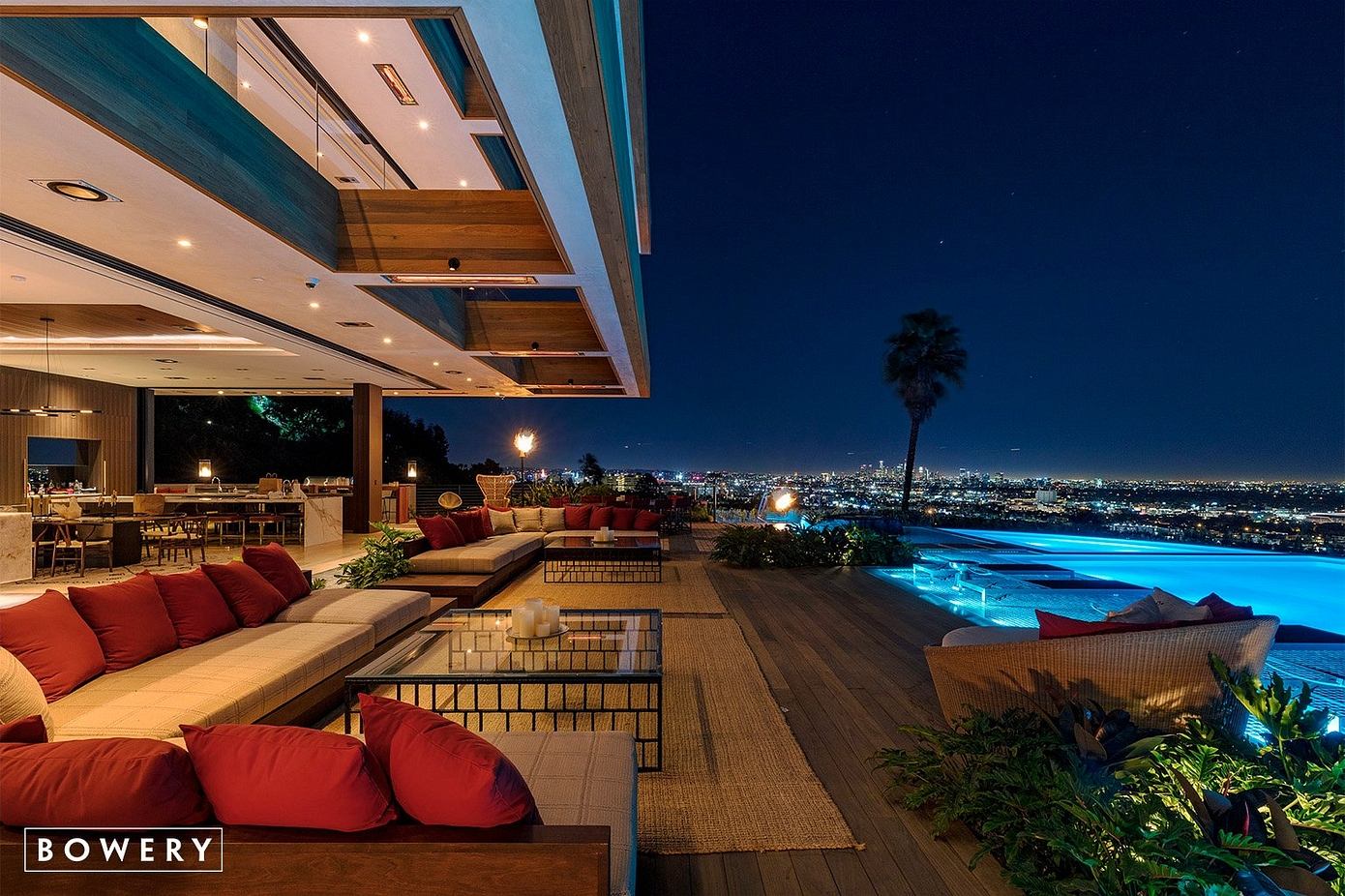 Hollywood Hills Retreat: Luxury Living in Los Angeles