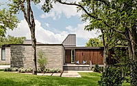 001-inwood-residence-sustainable-family-home-in-rollingwood.jpg