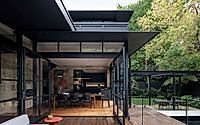 001-maranatha-house-a-layered-approach-to-sustainable-design.jpg