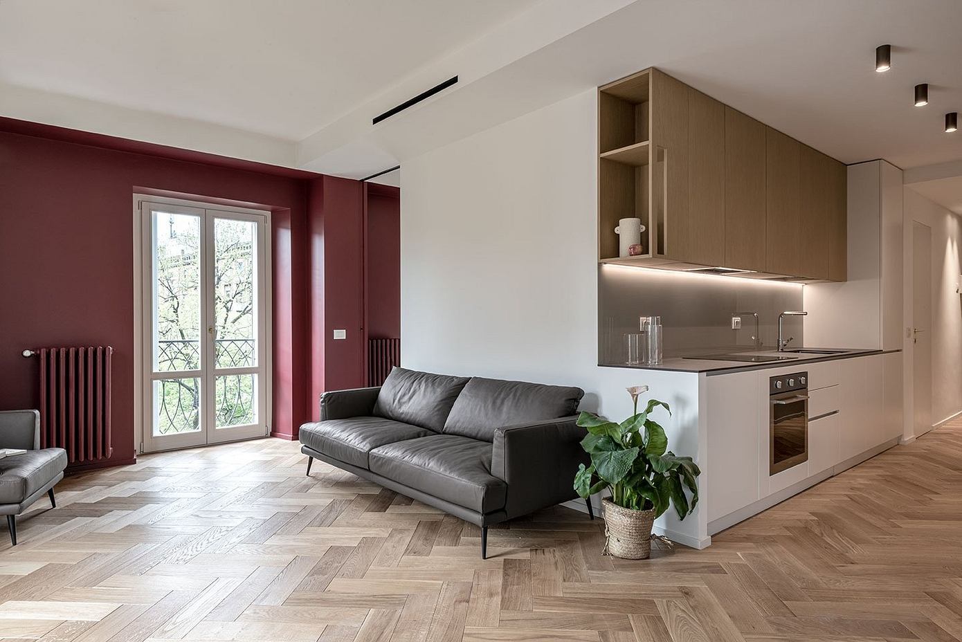 Moscova Fil Rouge: Transforming a Milanese Apartment