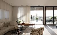 001-penthouse-on-the-carmel-discover-the-vibrant-interior-design-in-haifa.jpg
