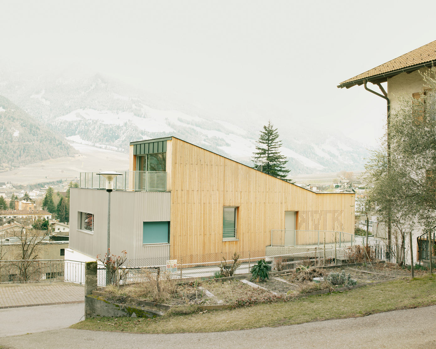 RVTK: Multi-Unit Housing Renovation and Extension in South Tyrol