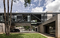 002-habka-house-a-closer-look-at-brasilias-sustainable-home-design.jpg