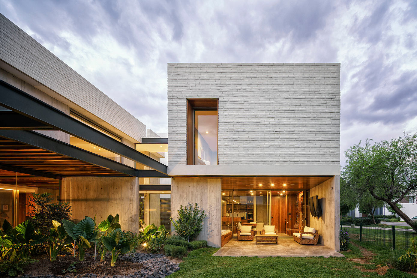 Casa CX3: Sustainable House Design by LM Arkylab in Mexico