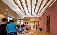 004-himawari-nursery-school-creating-a-warm-child-friendly-atmosphere.jpg