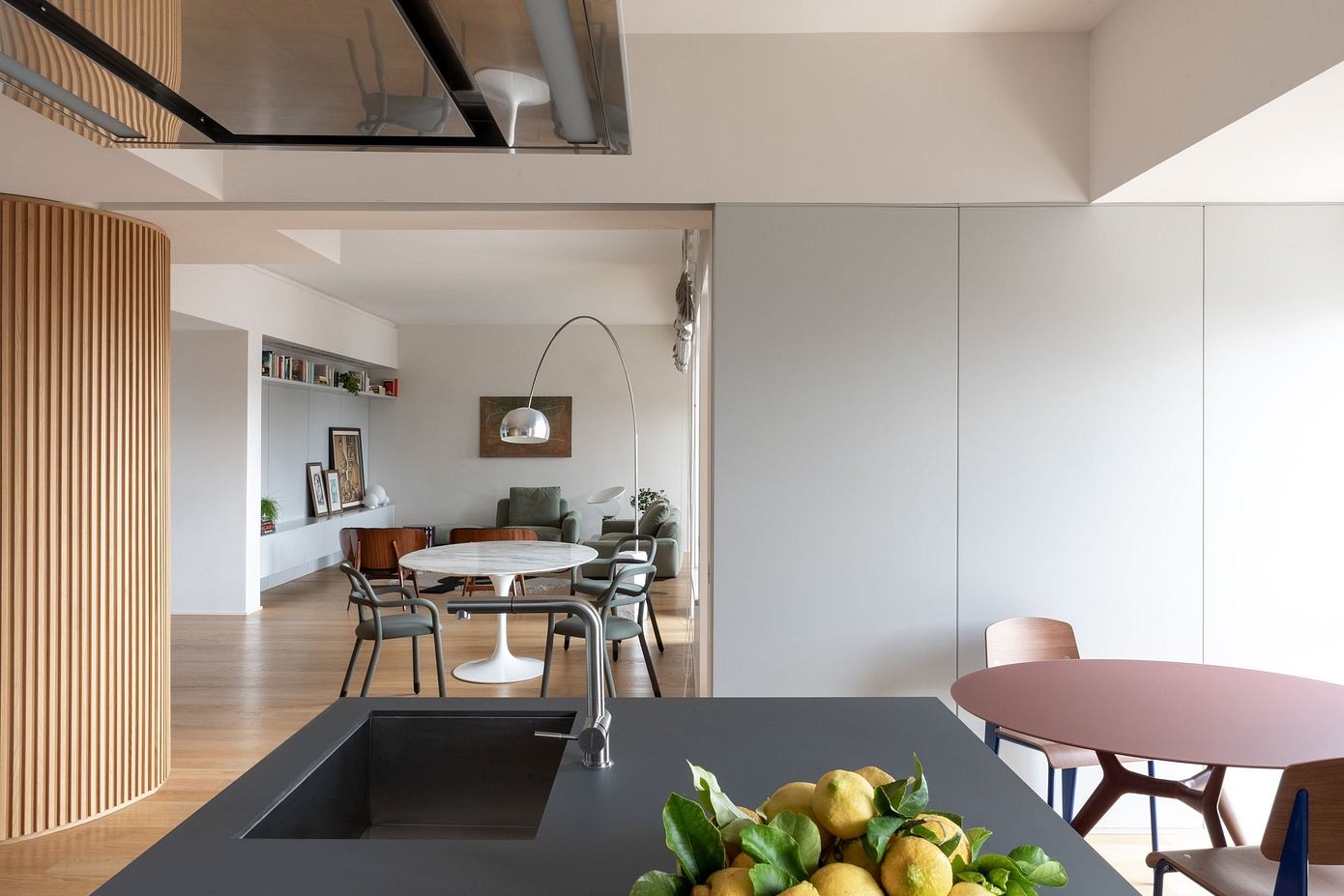 Casa Isola: Punto Zero’s Multifunctional Apartment Design
