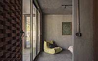 005-corner-villa-discover-arash-madanis-geometric-masterpiece.jpg