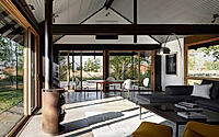 005-logan-pavilion-wyoming-home-blends-modern-and-rustic.jpg