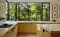 005-virginia-treehouse-elevated-living-in-the-virginia-woods.jpg