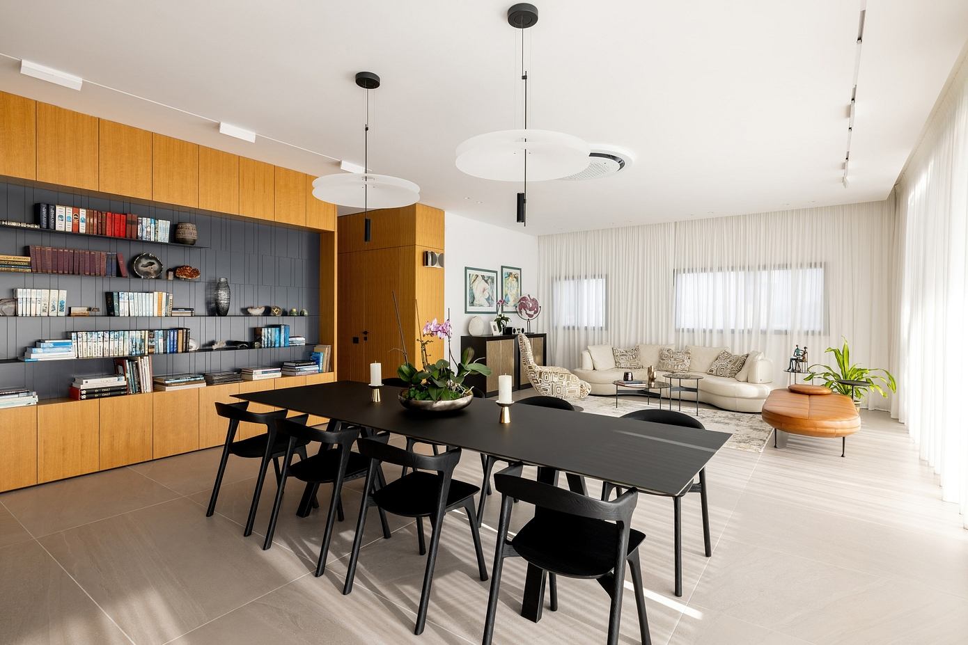 Penthouse on the Carmel: Discover the Vibrant Interior Design in Haifa
