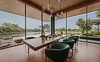 007-111-house-riverside-pavilion-blending-indoors-outdoors.jpg