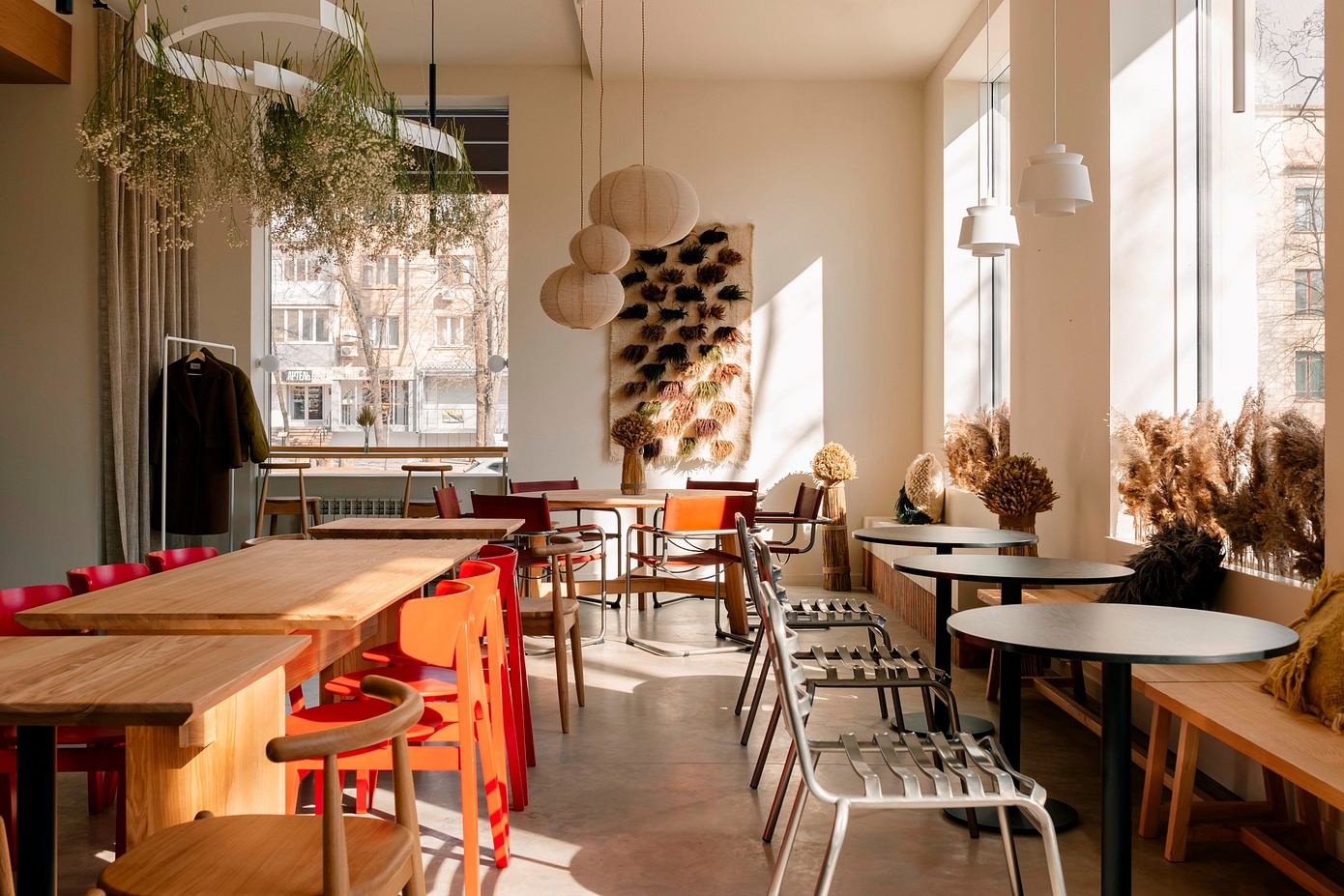 Snidanishna: Discover Ukraine’s Cozy Cafe Design Oasis