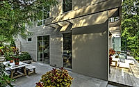 008-harbor-view-thoughtful-design-brings-natural-light-to-nyc-house.jpg