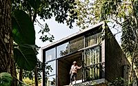 009-casa-trem-exploring-the-organic-design-of-a-brazilian-home.jpg