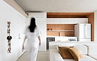 009-lea-apartment-soft-tones-and-curved-lines-in-brazil.jpg