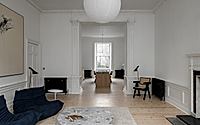 010-new-town-apartment-celebrating-historic-restoration-in-edinburgh.jpg