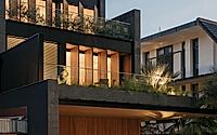 010-vale-house-designed-for-tropical-family-living-in-singapore.jpg