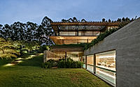 011-valencia-house-countryside-retreat-with-seamless-indoor-outdoor-integration.jpg