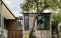 012-inwood-residence-sustainable-family-home-in-rollingwood.jpg